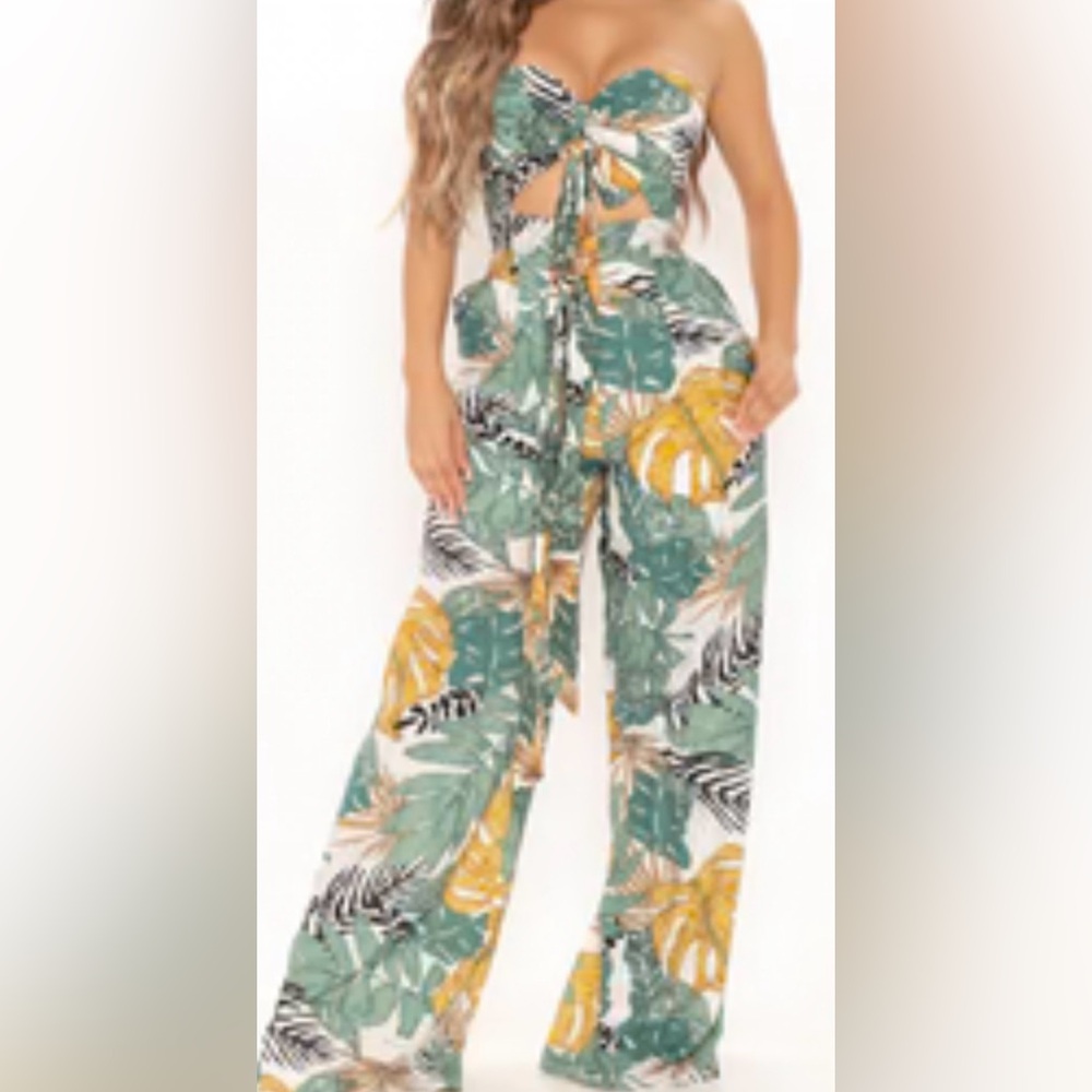 NWT THE SANG Tropical Leaf Print Strapless option Jumpsuit size M - Picture 2 of 4